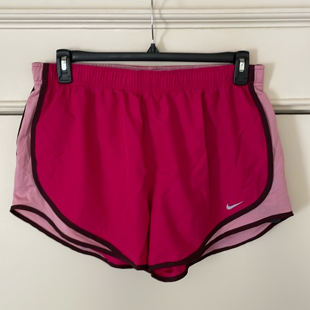 Nike Women's Pink Tempo Running Shorts, XL